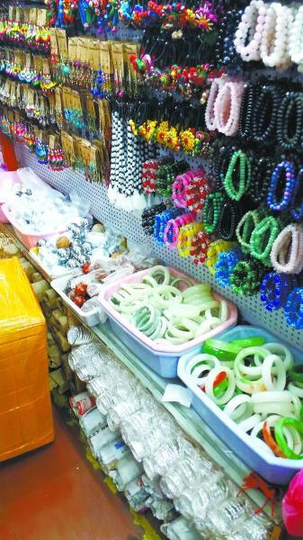 背后蕴藏的心思 探秘国内旅游纪念品的谜样之旅